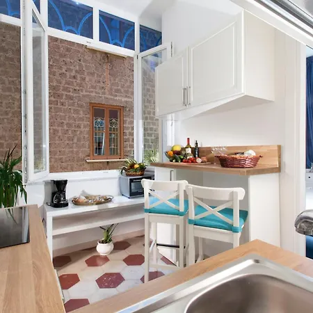 Shine House Holiday home *