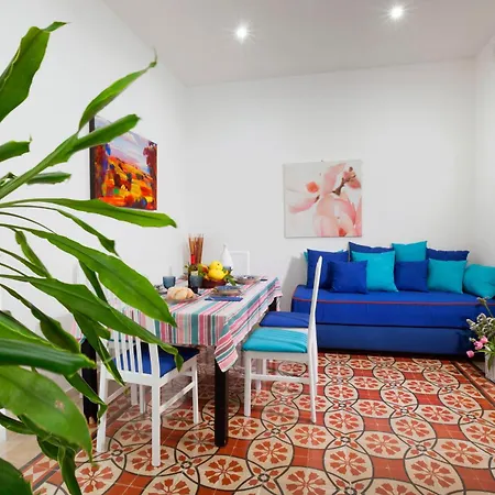 Shine House Holiday home